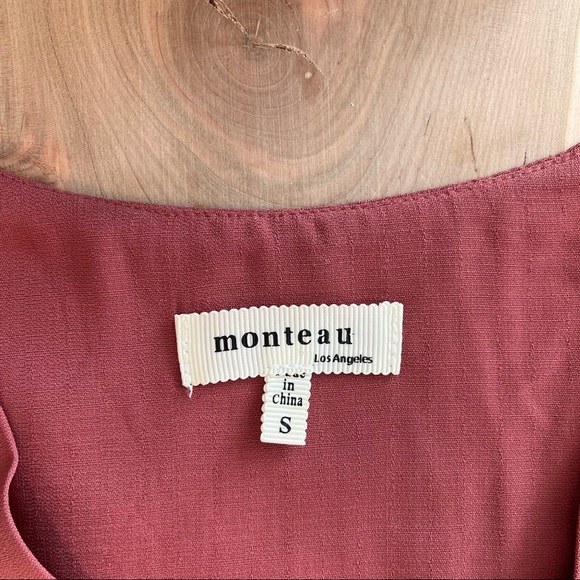 Ruffled Sleeve Deep V Wrap Style Top - Picture 4 of 4